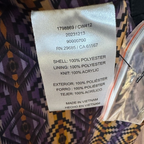 PENDLETON PACIFIC WONDERLAND RIPSTOP RAIN
JACKET - Picture 8 of 10